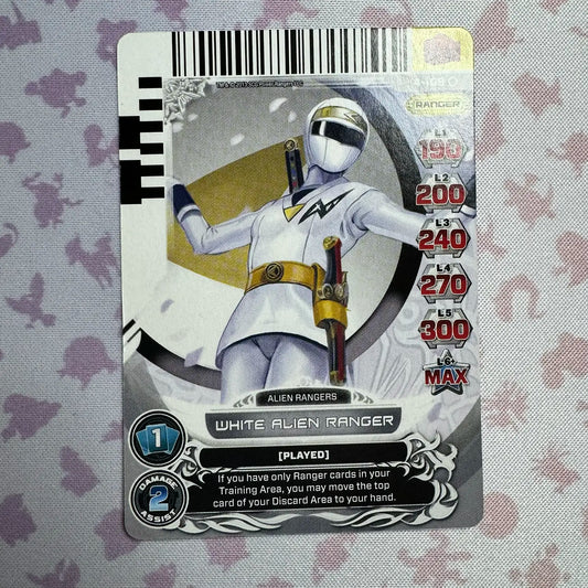 Common card featuring the White Alien Ranger from Mighty Morphin Alien Rangers. Found in the Legends Unite expansion to the Power Rangers Action Card Game
